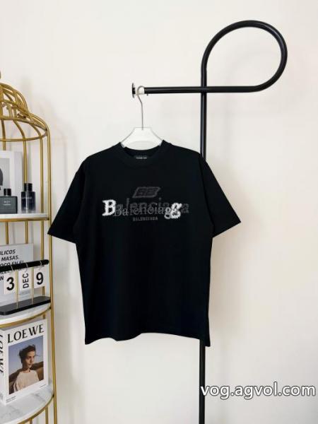 ブランド コピー海外流行 新作愛用セレブ多数 極美品半袖Tシャツbalenciaga 0 