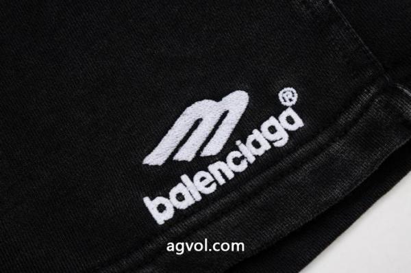 ロゴがかっこいい 肌触りの気持ちい〜  話題沸騰中balenciagaコピー ブランドジーンズ. 6 
