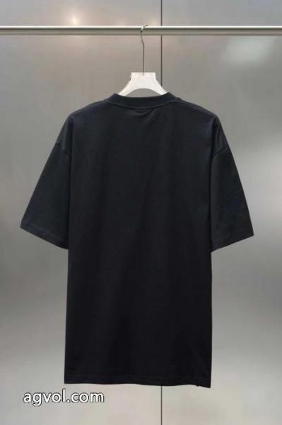 Tシャツバレンシアガ高級ダウンのフィルパワーについて フィット感のある 新品登場偽 ブランド 通販. 2