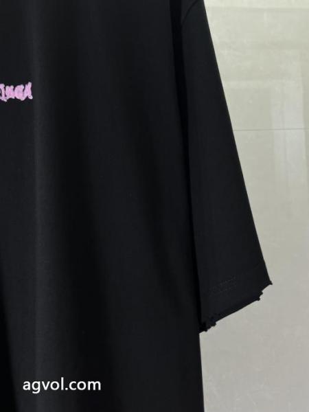 バレンシアガ肌触りのいい 大好評 高級感のあるデザイン偽物 ブランド 販売Tシャツ. 5