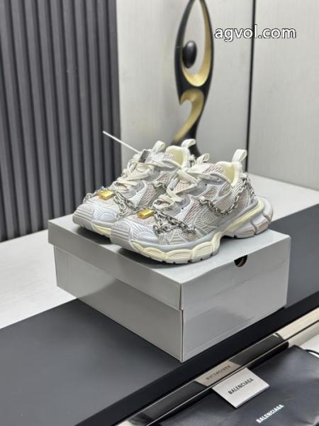 ブランド 通販 激安スニーカーbalenciaga手元に在庫あり 大人の余裕が漂う 大特価. 1