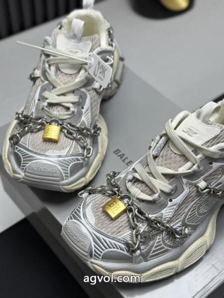 ブランド 通販 激安スニーカーbalenciaga手元に在庫あり 大人の余裕が漂う 大特価. 5