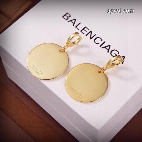 ブランド コピー s 級イヤリング最高級 人気モデル 高級感あるスタイルbalenciaga 4