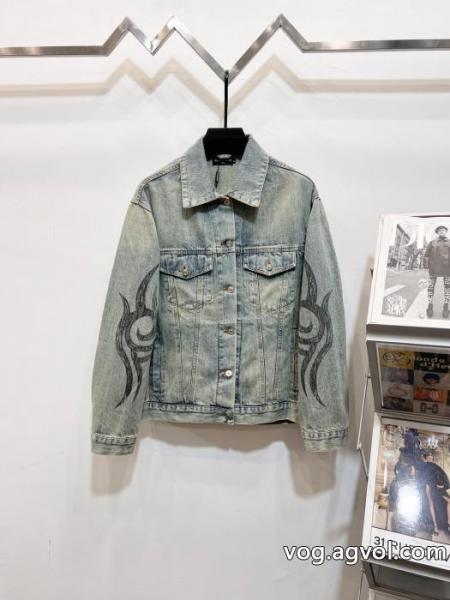 人気話題 人気の高い 肌触りの気持ちい〜 balenciaga偽物 ブランド ショップコート 0 