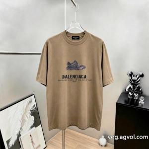 偽物 通販 サイトキュートさ満点 上品に夏っぽさを感じる SALEアイテムTシャツバレンシアガ.