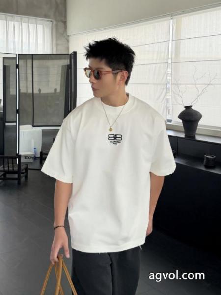 激安 通販 ブランドTシャツbalenciaga上品保証 高級感溢れる 最安値人気. 2