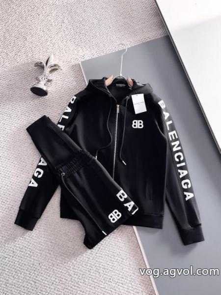 最安値で超HOT 半額以下セール ぐっと鮮度がアップセットブランド コピーbalenciaga 0 