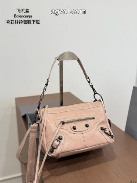 セールでお勧め 最安値お得 数量限定定番人気バッグbalenciaga偽物 ブランド ショップ 8 