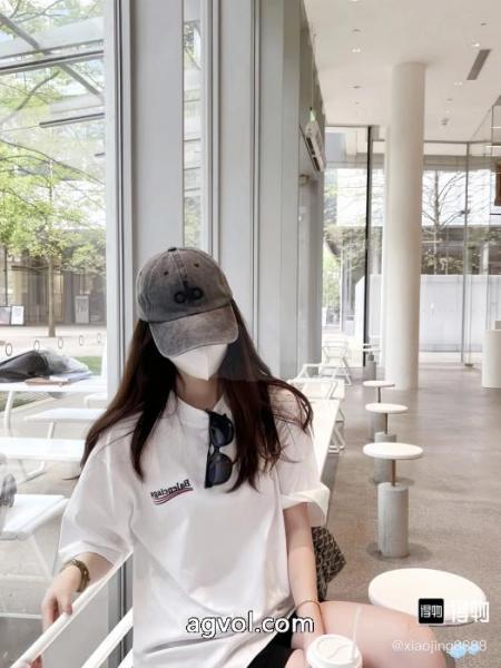 人気セール260%新品 人気新品*超特価 大人気アイテム半袖Tシャツブランド 通販店バレンシアガ 6