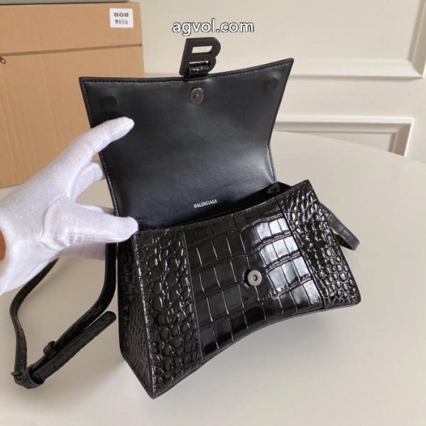 balenciaga バッグコピー 商品 販売今冬のお気に入りスタイル 稀少*限定セール 人気定番爆買い. 6 
