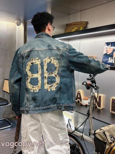 BALENCIAGAデニムコート大人のブランド 気軽に着れる 個性的 コピー 通販 1