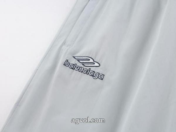 ブランド フェイクスラックス甘過ぎず大人な印象に きれいめコーデに変身 大特価完売品！バレンシアガ. 5 