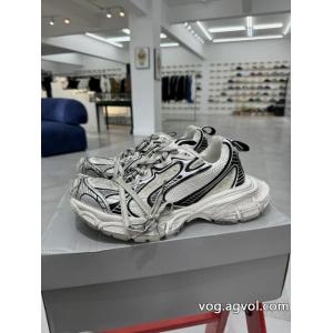 2026人気がますます人気 即日対応 魅惑のセクシー美ブランド コピー バックスニーカーbalenciaga.